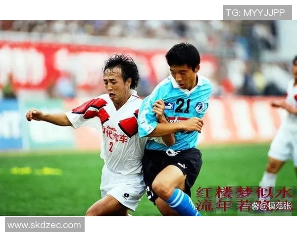 足球场上的勇敢之心揭示了那些是gay的足球明星的真实故事与奋斗历程